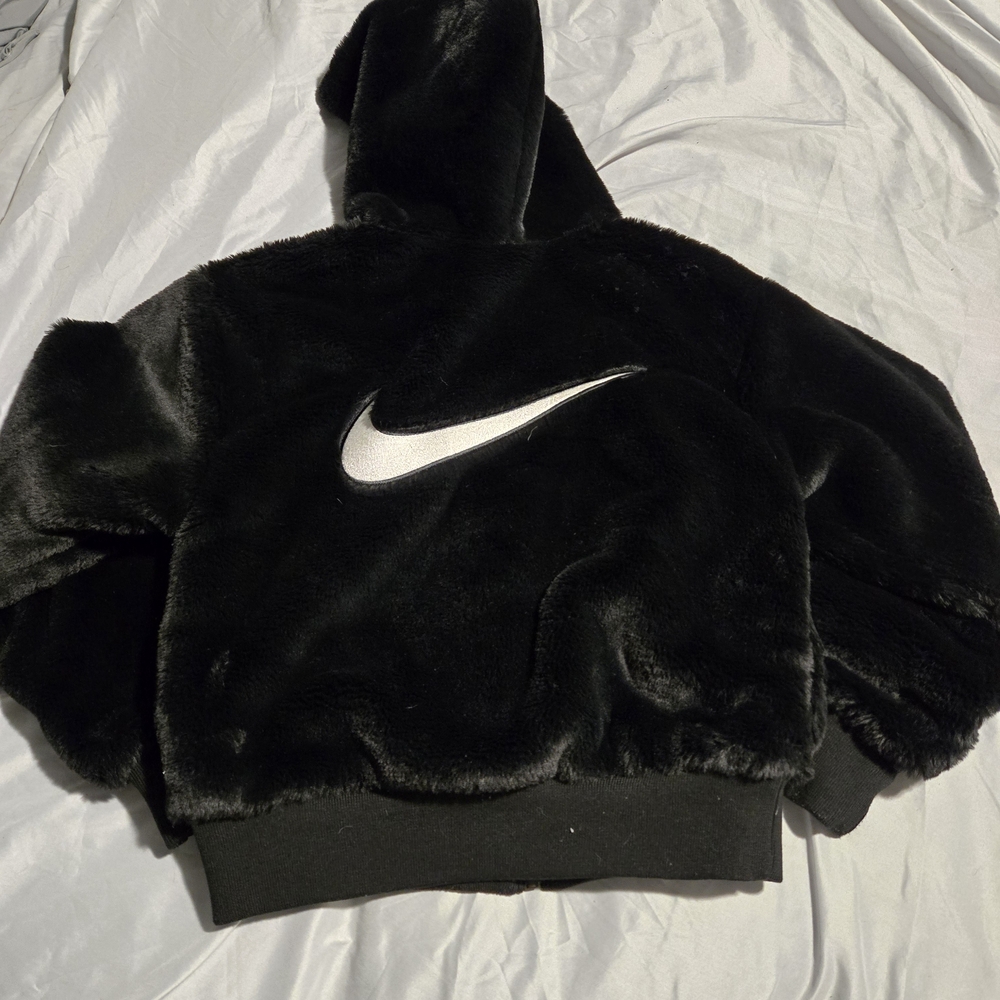 Nike Black Faux Fur Hoodie - Picture 4 of 7